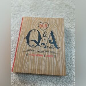 Our Q&A a Day: 3-Year Journal for 2 People 📖🖌️